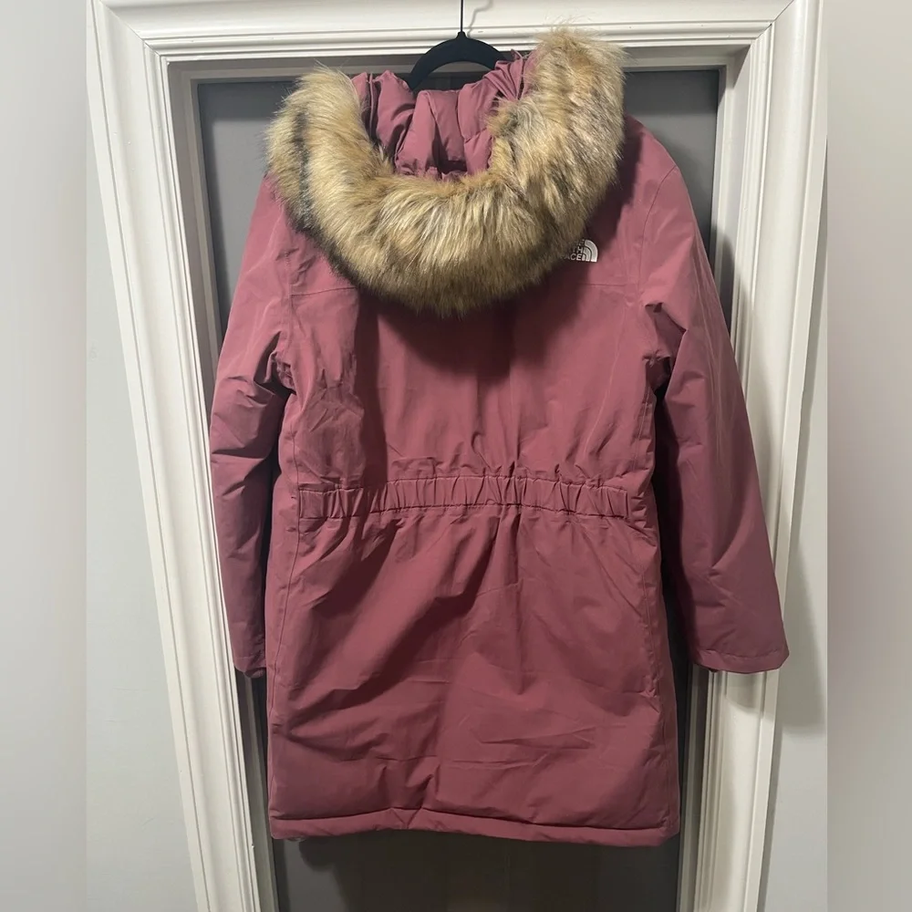 Women’s Arctic Parka - Picture 9 of 10